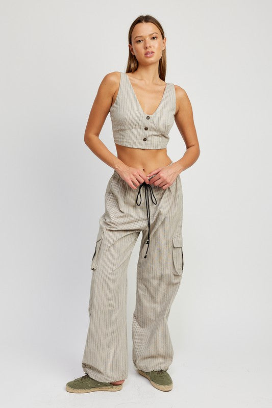 BUTTON DOWN VEST TOP