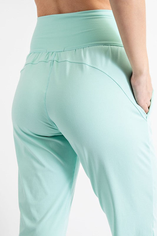 PLUS SIZE BUTTER SOFT JOGGERS WITH POCKETS