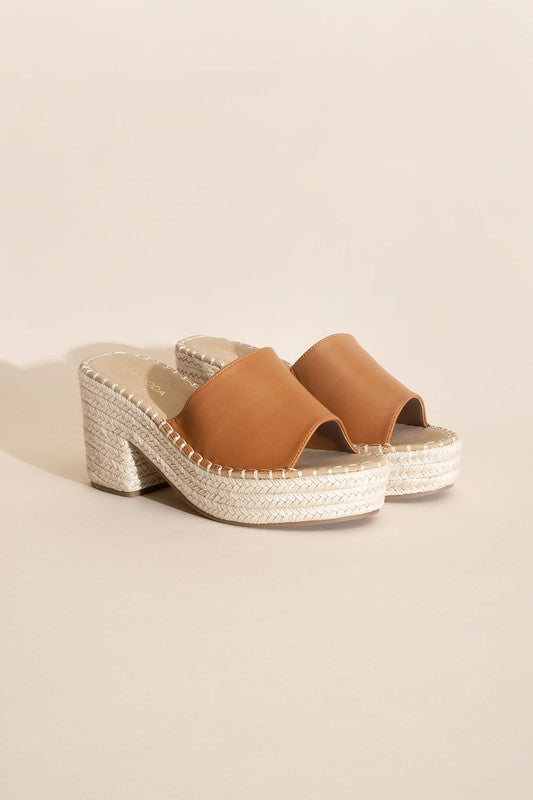 LOCK-1 SLIDE MULE HEELS