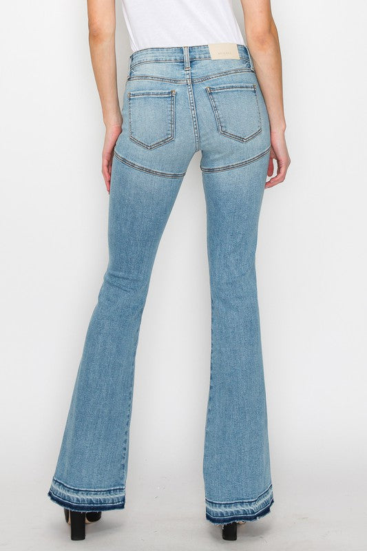 PLUS SIZE / HIGH RISE SKINNY FLARE